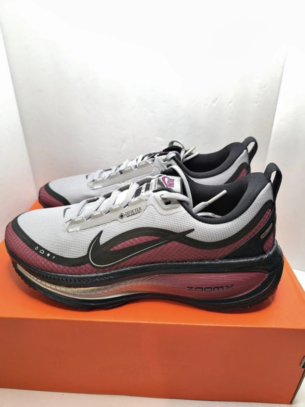 Nike Pegasus Trail 5 GORE-TEX Trail Shoes Gray & Red US 9W/7.5M NWT